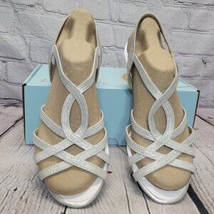 LifeStride Women's Yaya Strappy Wedge Sandals